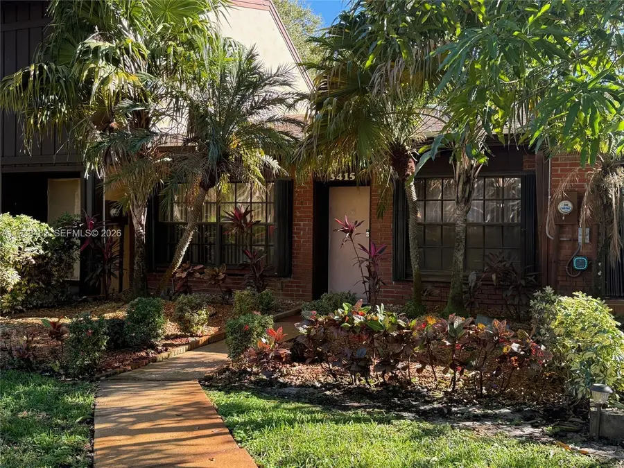 3415 Freedom Dr, Hollywood, FL 33021 - Image #3