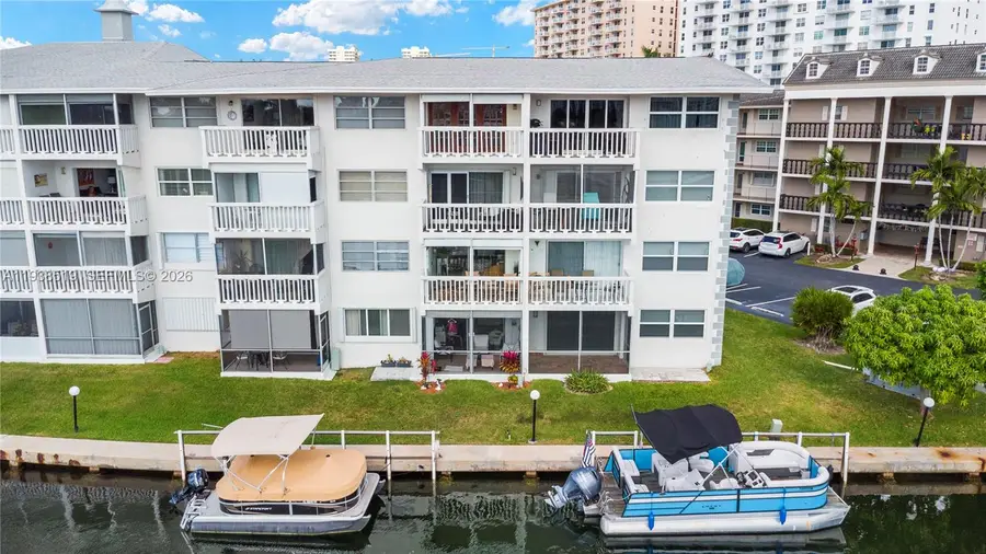 455 Paradise Isle Blvd #402, Hallandale Beach, FL 33009 - Image #2