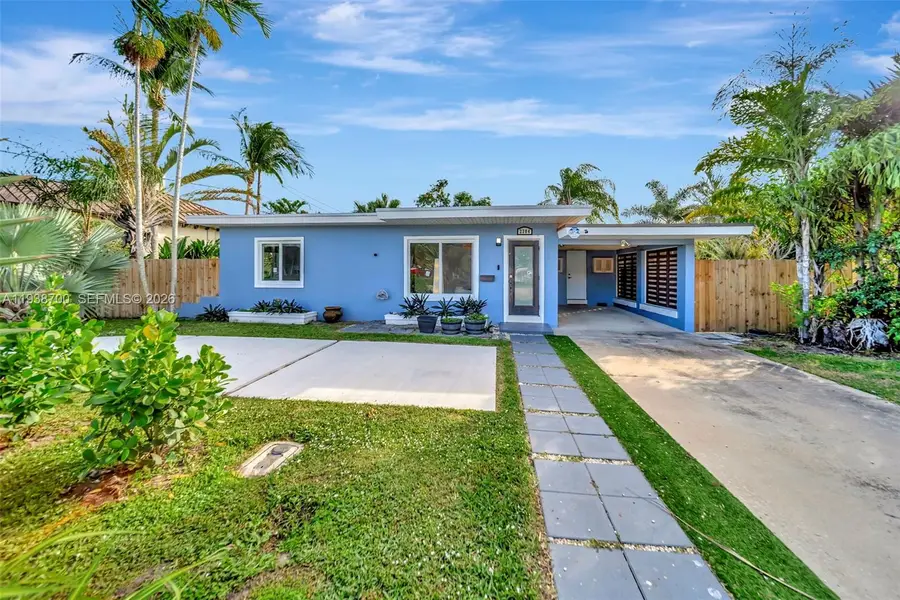 2304 SE 13th Ct, Pompano Beach, FL 33062 - Image #3