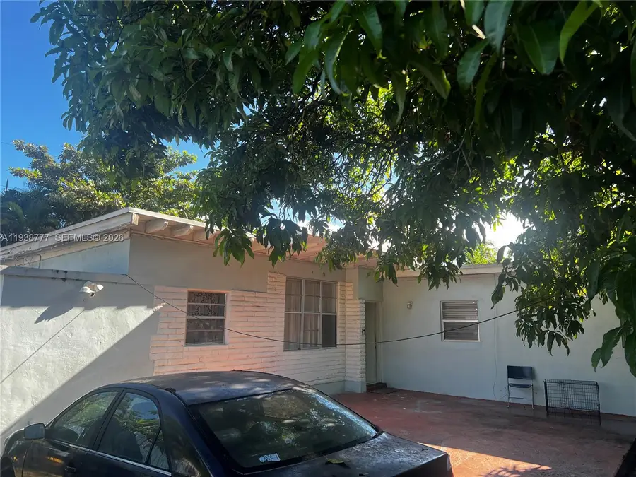 289 NW 109th St, Miami, FL 33168 - Image #2
