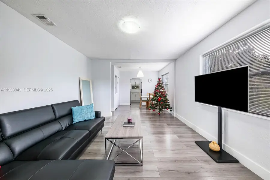 1244 NW 45th St, Miami, FL 33142 - Image #3