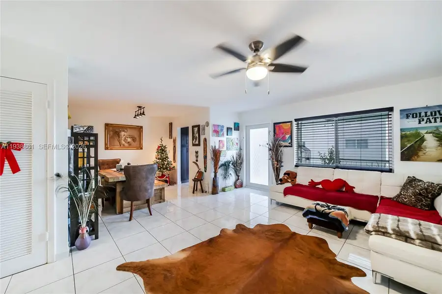 541 Blue Heron #205C, Hallandale Beach, FL 33009 - Image #3