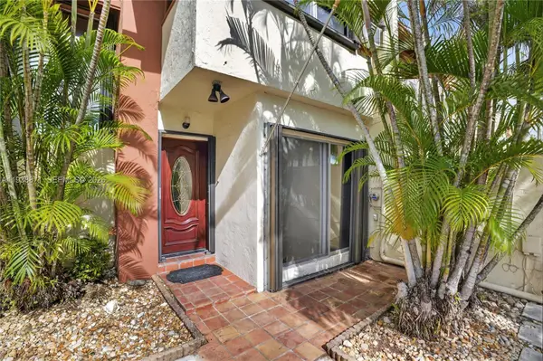 7673 SW 103rd Pl, Miami, FL 33173