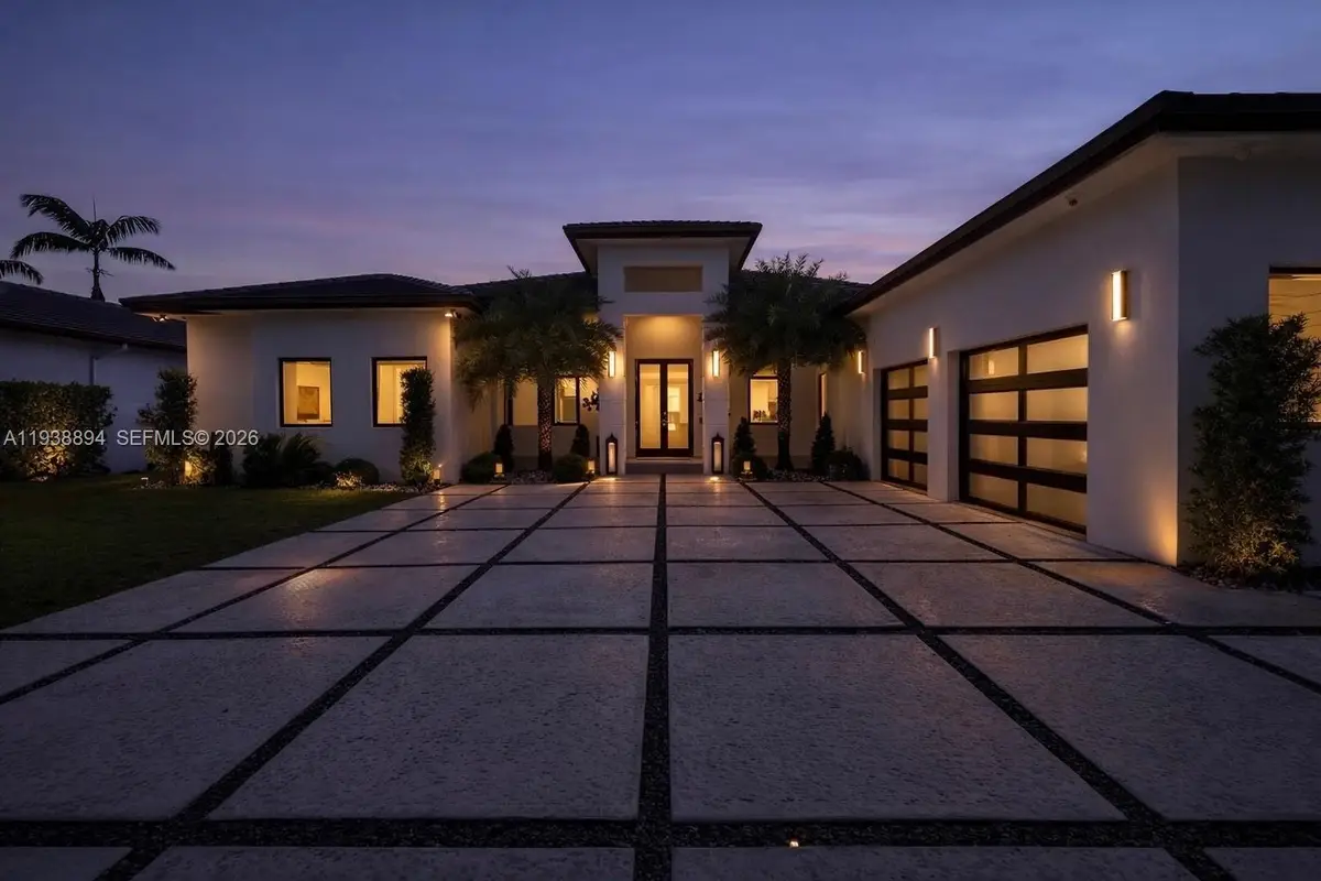 13520 SW 36th St, Miami, FL 33175 - Image #1