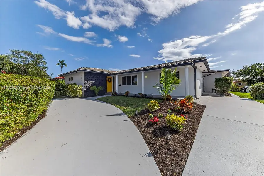 4712 Cleveland St, Hollywood, FL 33021 - Image #2