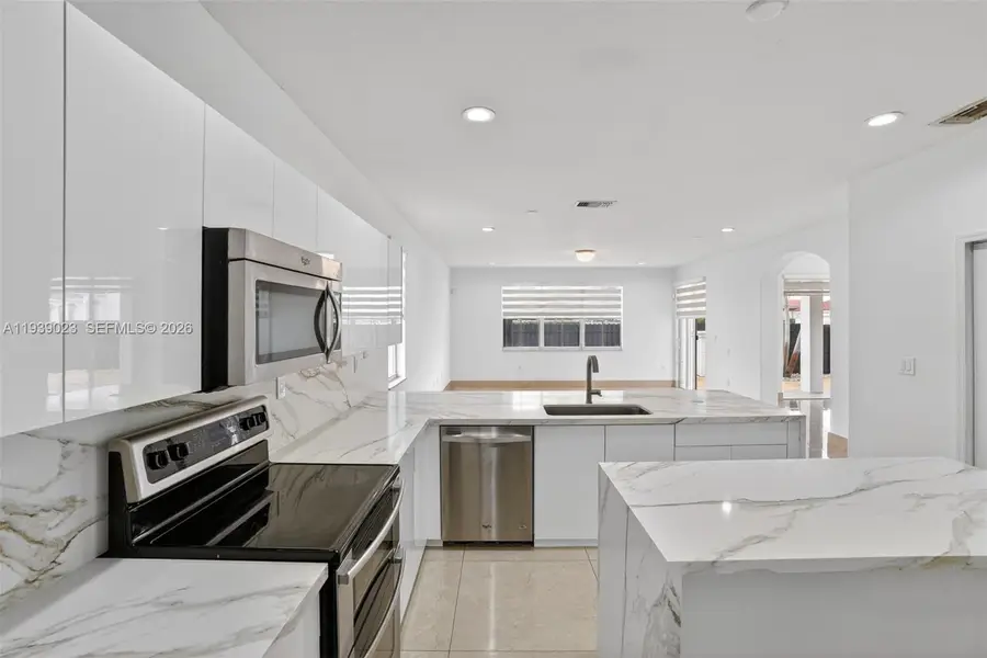 15051 SW 18th Ter, Miami, FL 33185 - Image #3