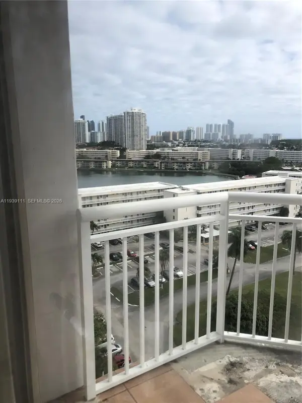 18011 Biscayne Blvd #1403, Aventura, FL 33160
