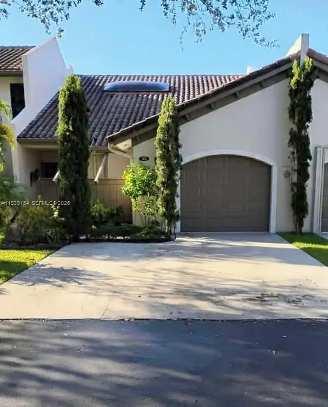 11438 SW 86th Ln, Miami, FL 33173 - Image #1