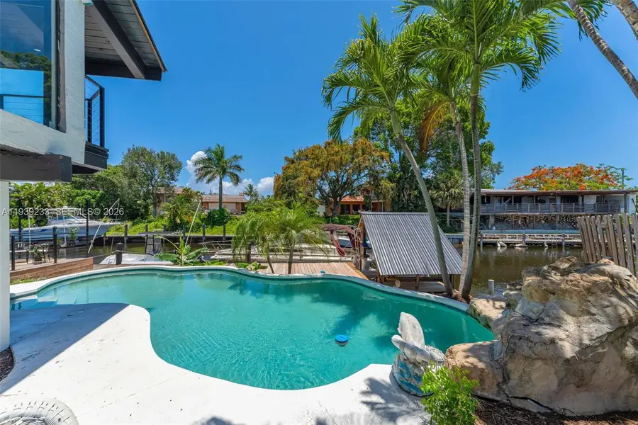 516 NE 6th Ave, Deerfield Beach, FL 33441 - Image #3