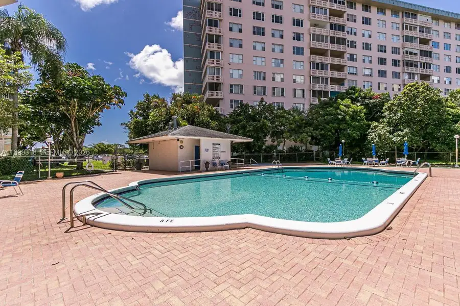 3850 Washington St #1011, Hollywood, FL 33021 - Image #2