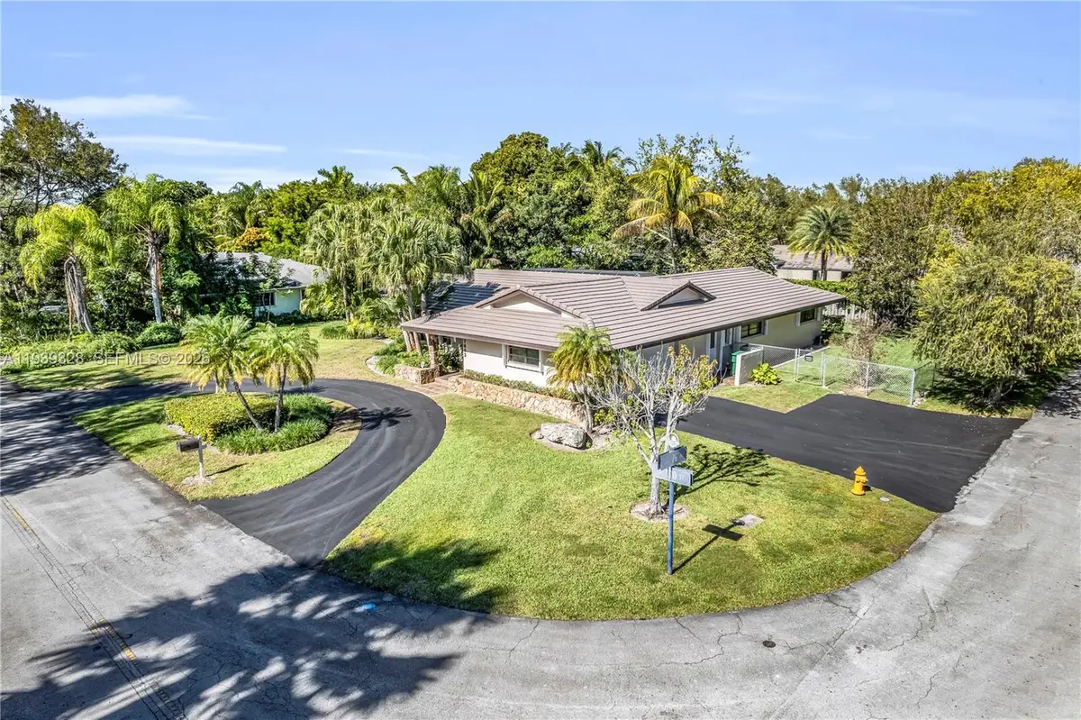 Address Withheld By Seller, Palmetto Bay, FL 33157 - Image #1