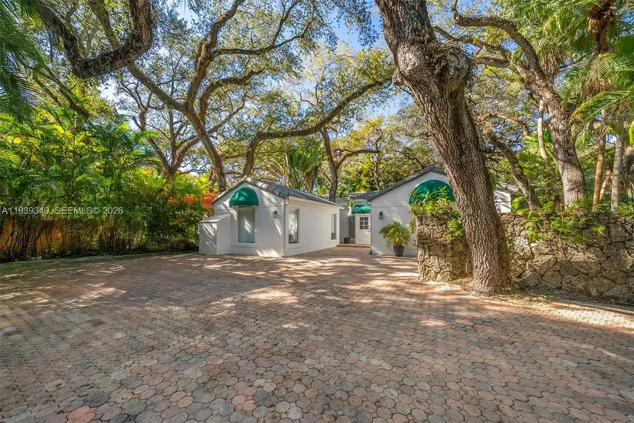 3700 Justison Rd, Miami, FL 33133 - Image #2