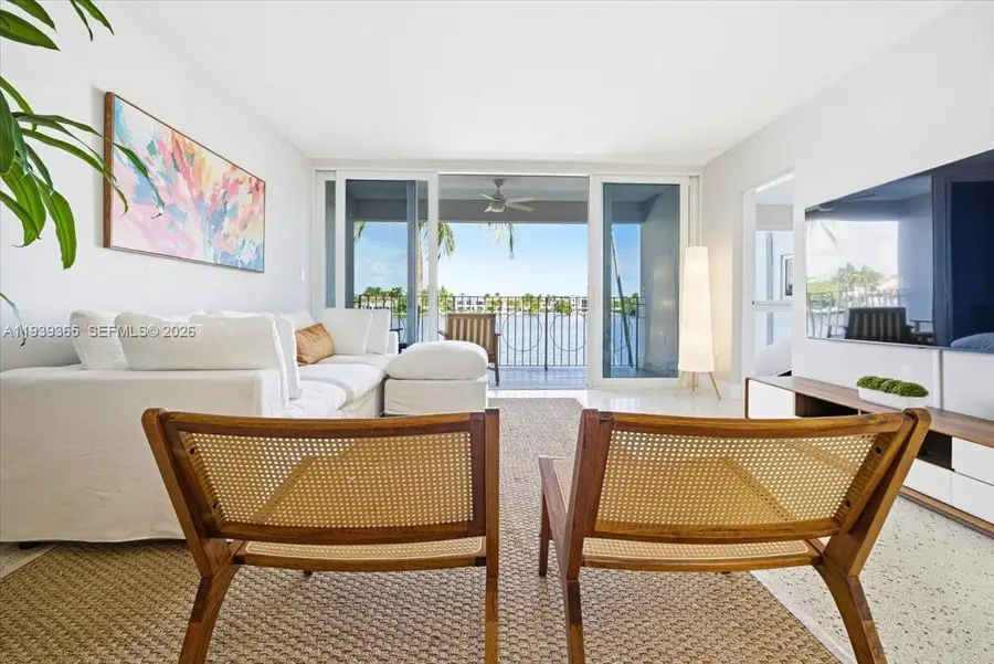2727 Yacht Club Blvd #2C, Fort Lauderdale, FL 33304 - Image #3