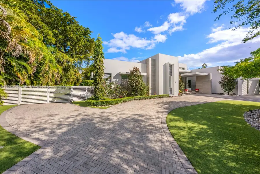 7218 SW 102nd St, Pinecrest, FL 33156 - Image #3