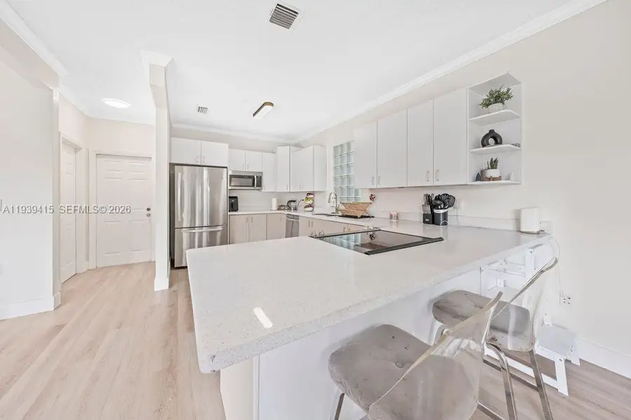 171 NW 151st Ave, Pembroke Pines, FL 33028 - Image #3