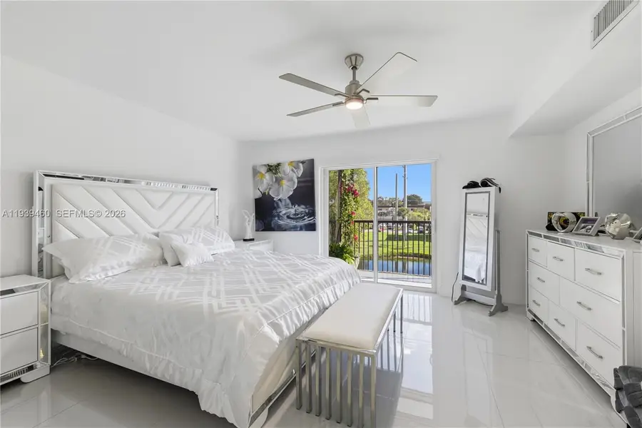 250 S Hollybrook Ter #306, Pembroke Pines, FL 33025 - Image #2