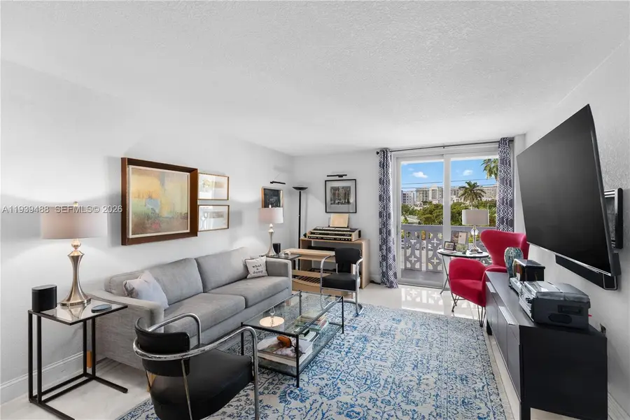 1020 Meridian Ave #416, Miami Beach, FL 33139 - Image #2
