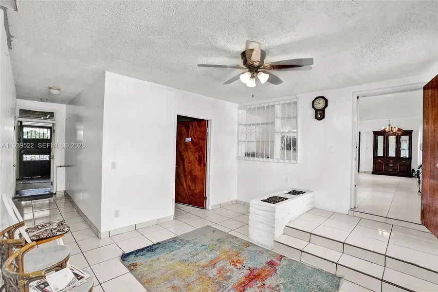 1050 NE 153rd Ter, North Miami Beach, FL 33162 - Image #3