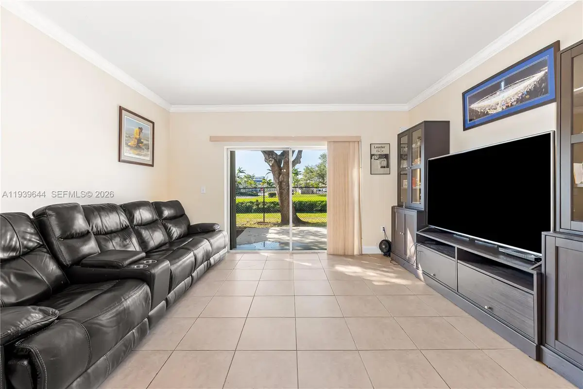 15750 SW 92nd Ave #21C, Palmetto Bay, FL 33157 - Image #1