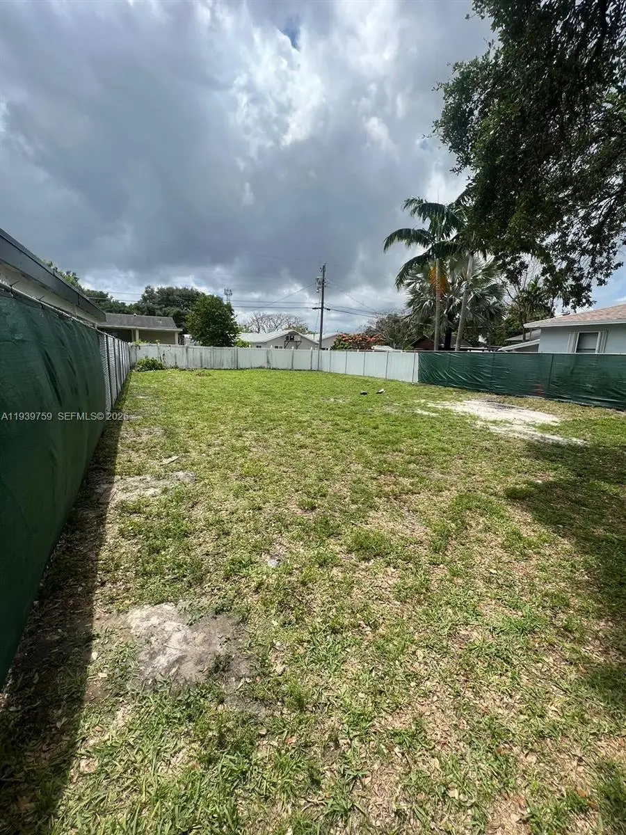 6122 Garfield St, Hollywood, FL 33024 - #3