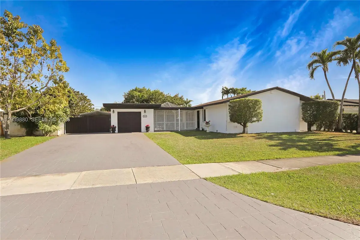 3825 SW 125th Ave, Miami, FL 33175 - Image #1