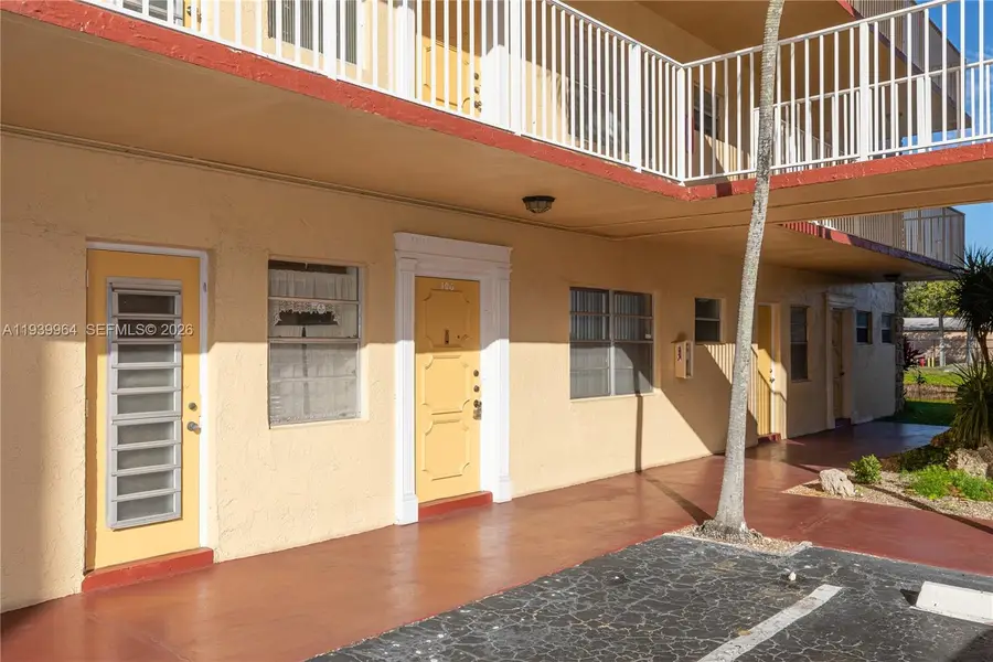 3990 NW 42nd Ave #106, Lauderdale Lakes, FL 33319 - Image #2