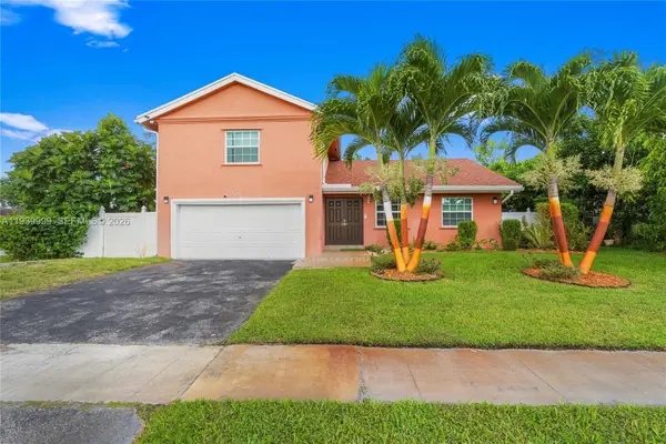 7527 SW 7th Ct, North Lauderdale, FL 33068