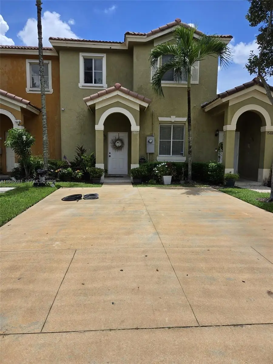 1564 SW 2nd St, Homestead, FL 33030 - Image #1