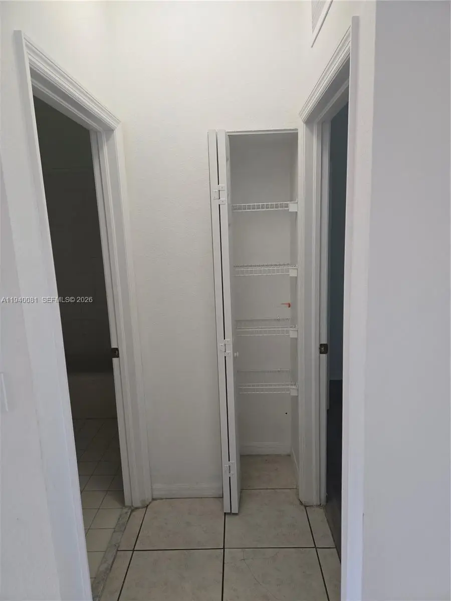 1564 SW 2nd St, Homestead, FL 33030 - Image #3