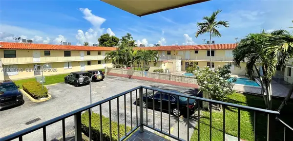 8701 SW 12th St #30, Miami, FL 33174