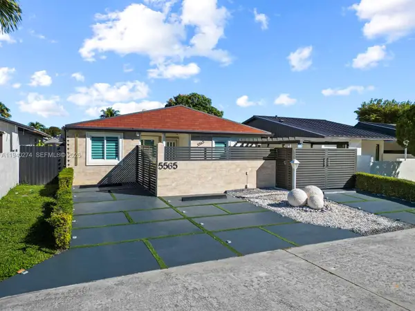 5565 NW 193rd Ln, Miami Gardens, FL 33055