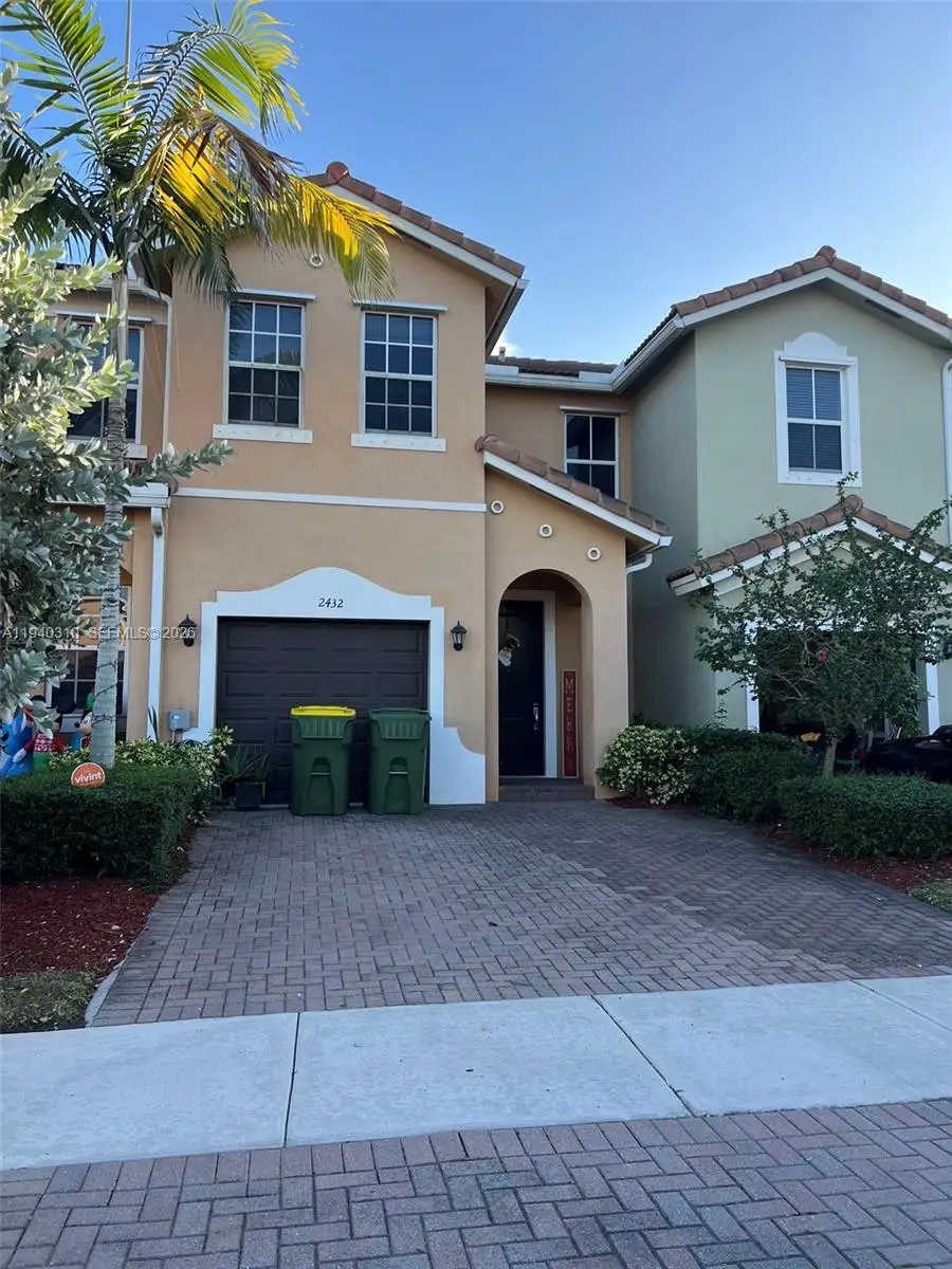 2432 SE 15th St, Homestead, FL 33035 - Image #2