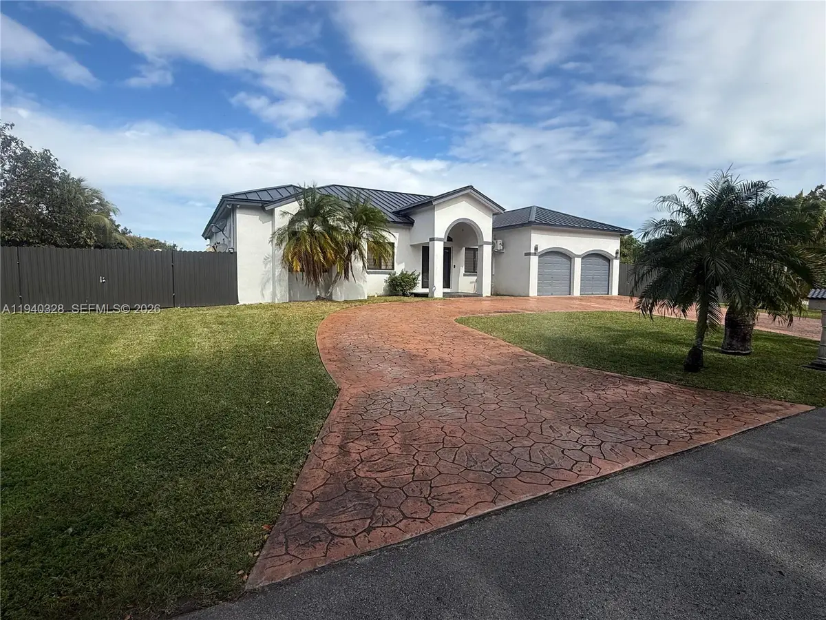 13205 SW 218th Ter, Miami, FL 33170 - Image #1