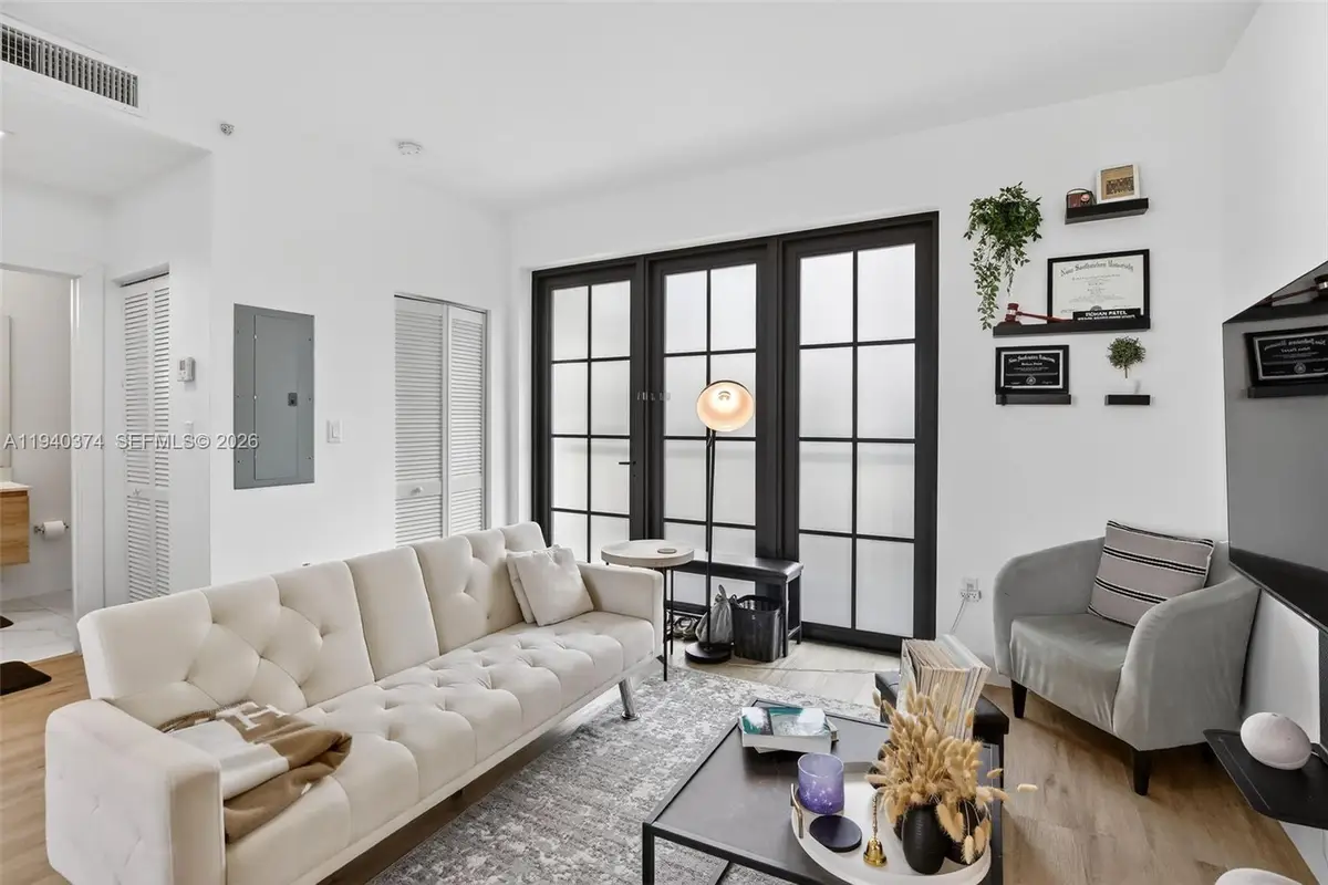 4100 SW 64th Ave #301, Davie, FL 33314 - Image #1