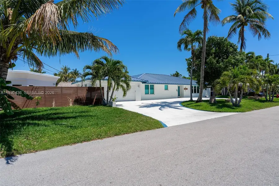 2711 NE 57th Ct, Fort Lauderdale, FL 33308 - Image #2