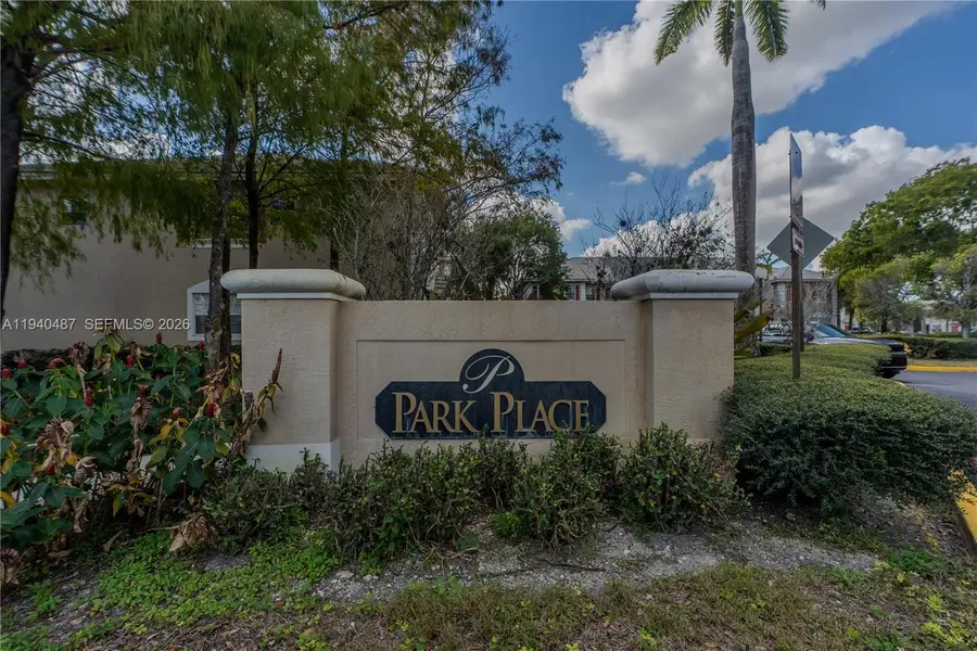 729 NW 42nd Ave, Plantation, FL 33317 - Image #2