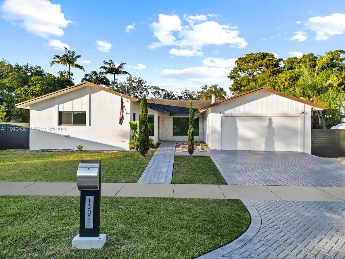 13031 SW 117th St, Miami, FL 33186 - Image #1