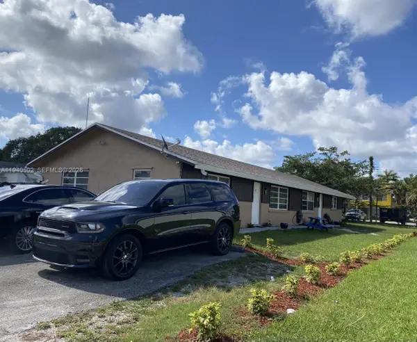 5904 SW 27th St, West Park, FL 33023