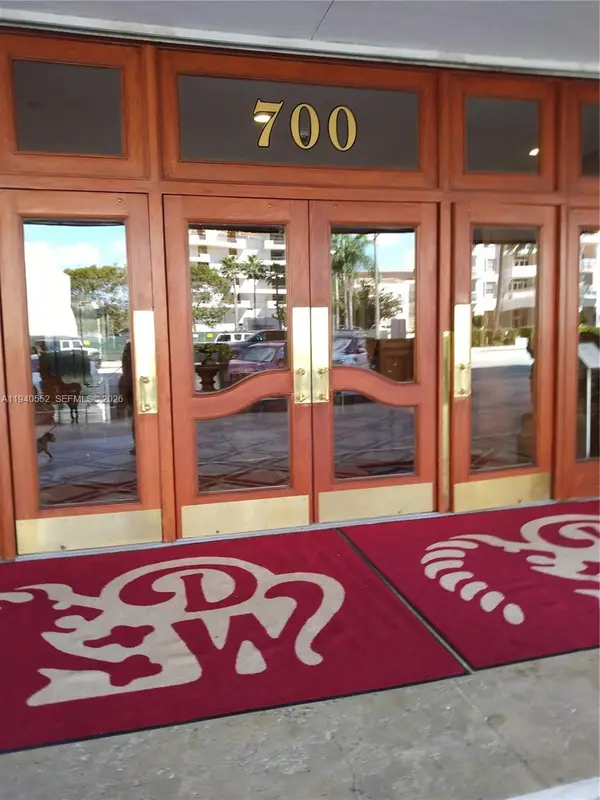 700 Biltmore Way #216, Coral Gables, FL 33134