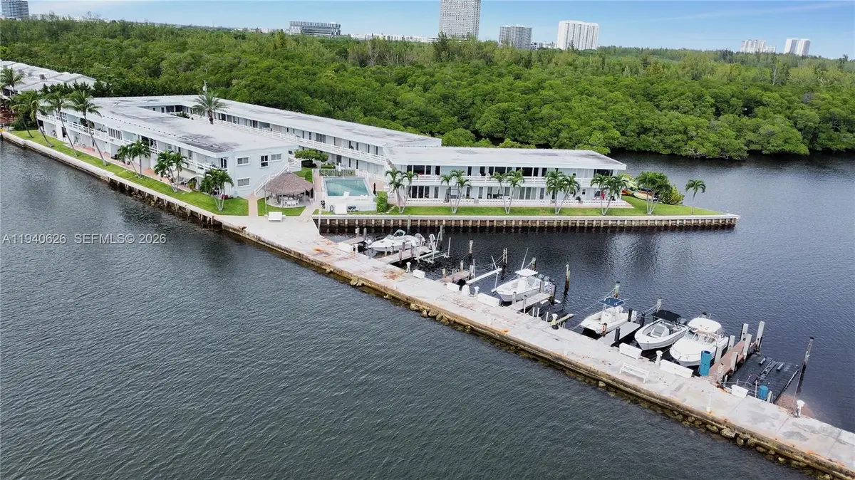 2700 NE 135th St #12, North Miami, FL 33181 - Image #1