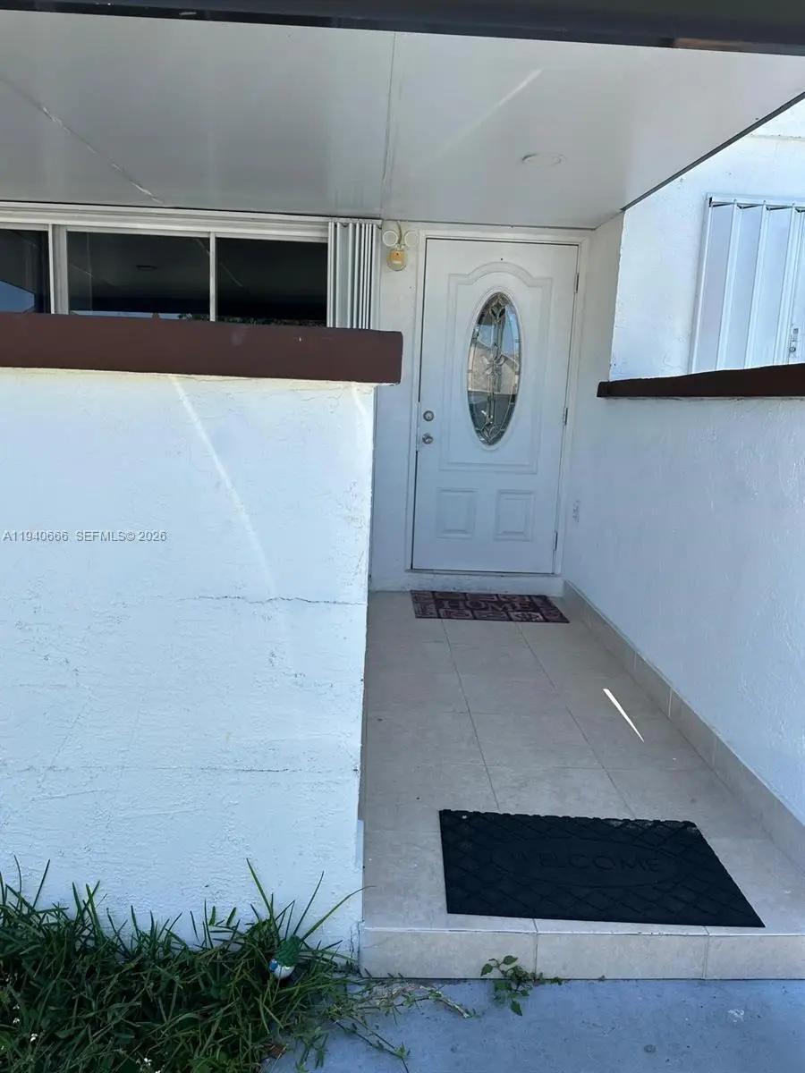 3242 NW 203rd St, Miami Gardens, FL 33056 - Image #2