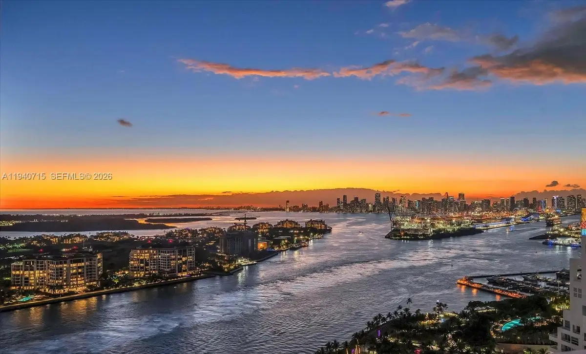 100 S Pointe Dr #3002, Miami Beach, FL 33139 - Image #1