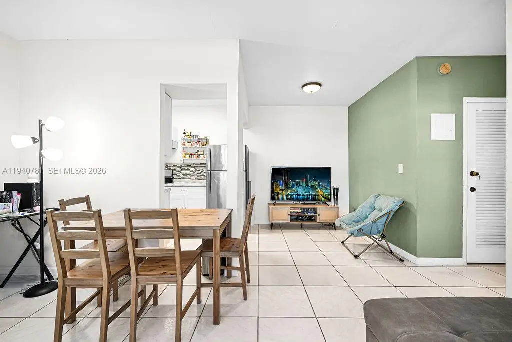 7625 Harding Ave #1, Miami Beach, FL 33141 - Image #1