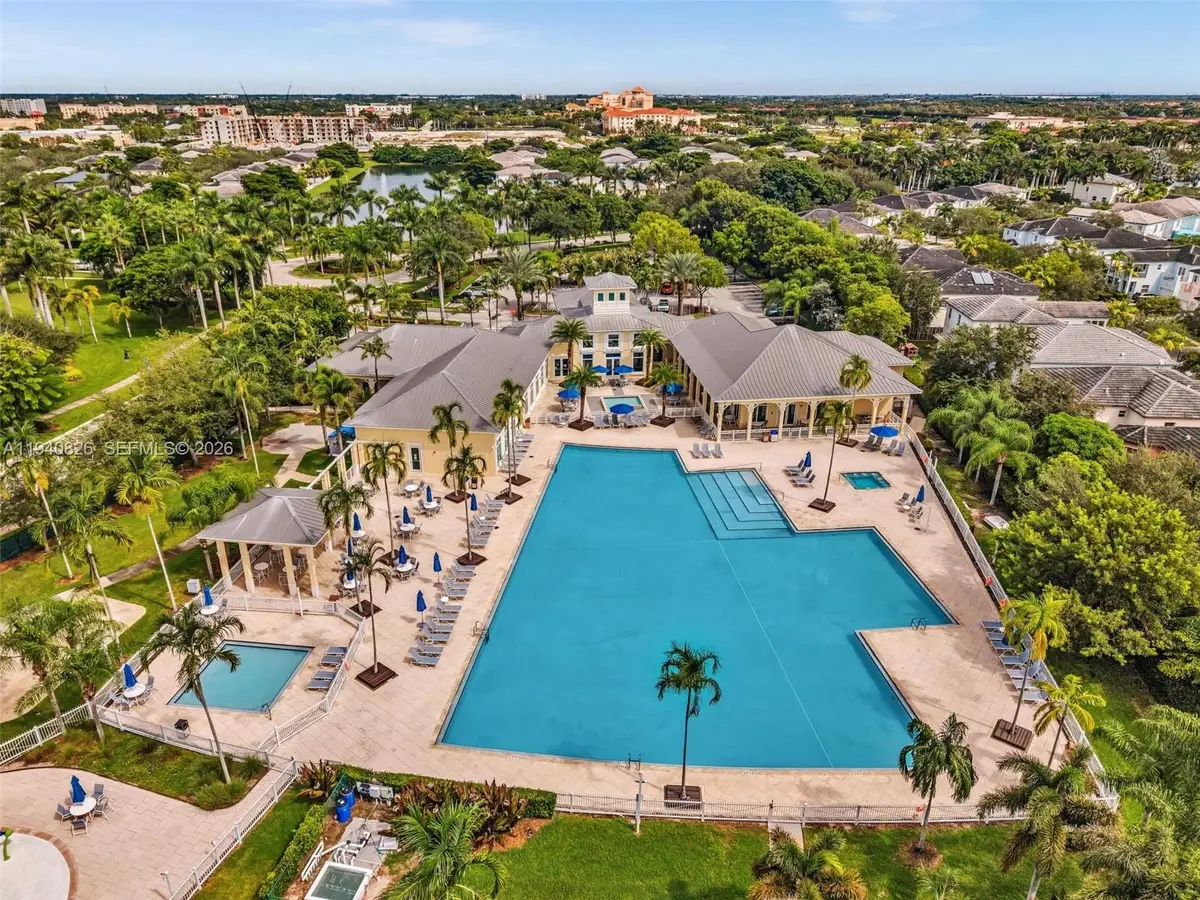 625 SE 30th Ter, Homestead, FL 33033 - Image #1