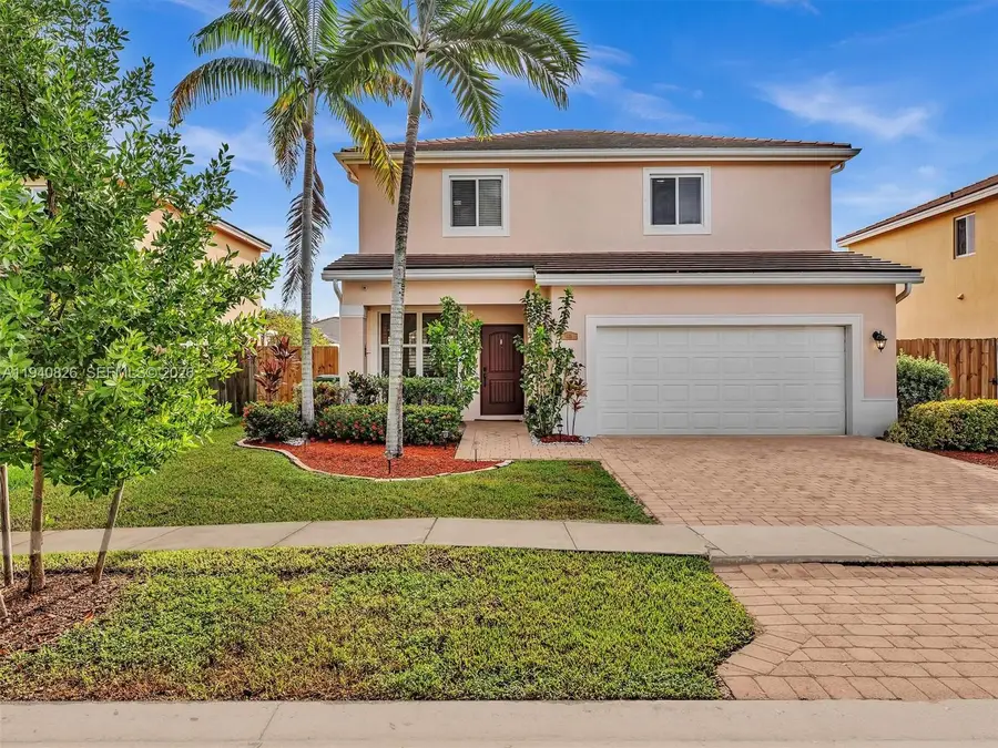 625 SE 30th Ter, Homestead, FL 33033 - Image #2