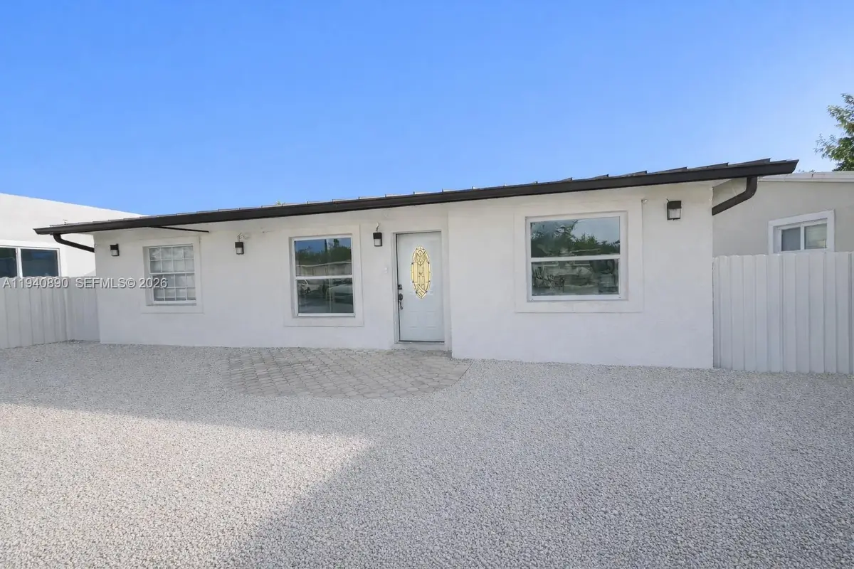 933 NW 3rd Ter, Florida City, FL 33034 - Image #1