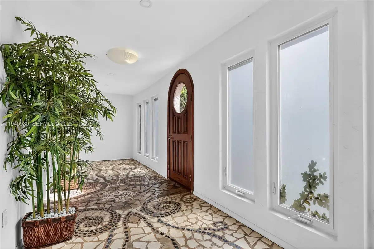 1852 SW 2nd Ave, Miami, FL 33129 - Image #1