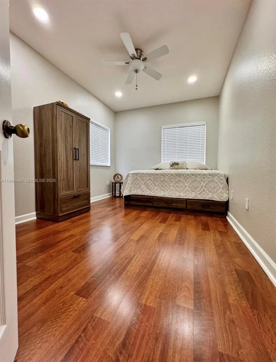 1501 SW 154th Ct, Miami, FL 33194 - Image #3