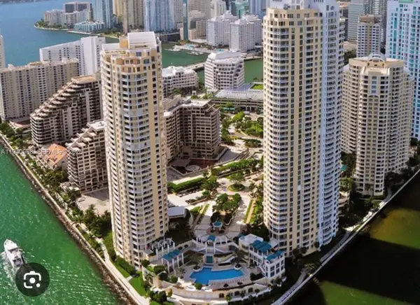 808 Brickell Key Dr #1202, Miami, FL 33131