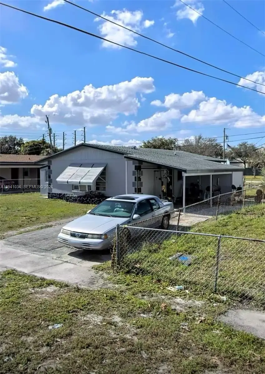 251 Avenue O, Riviera Beach, FL 33404 - Image #2